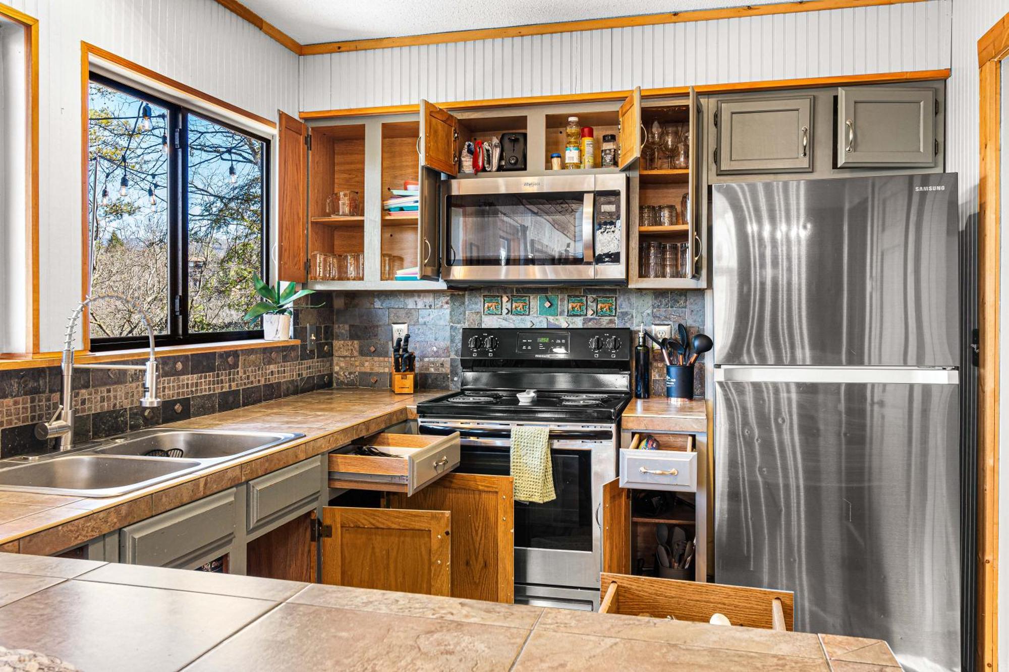 The Family Stone Luxe Cabin Sleeps 12 Hot Tub Dogfriendly Dollywood Pigeon Forge Exterior photo